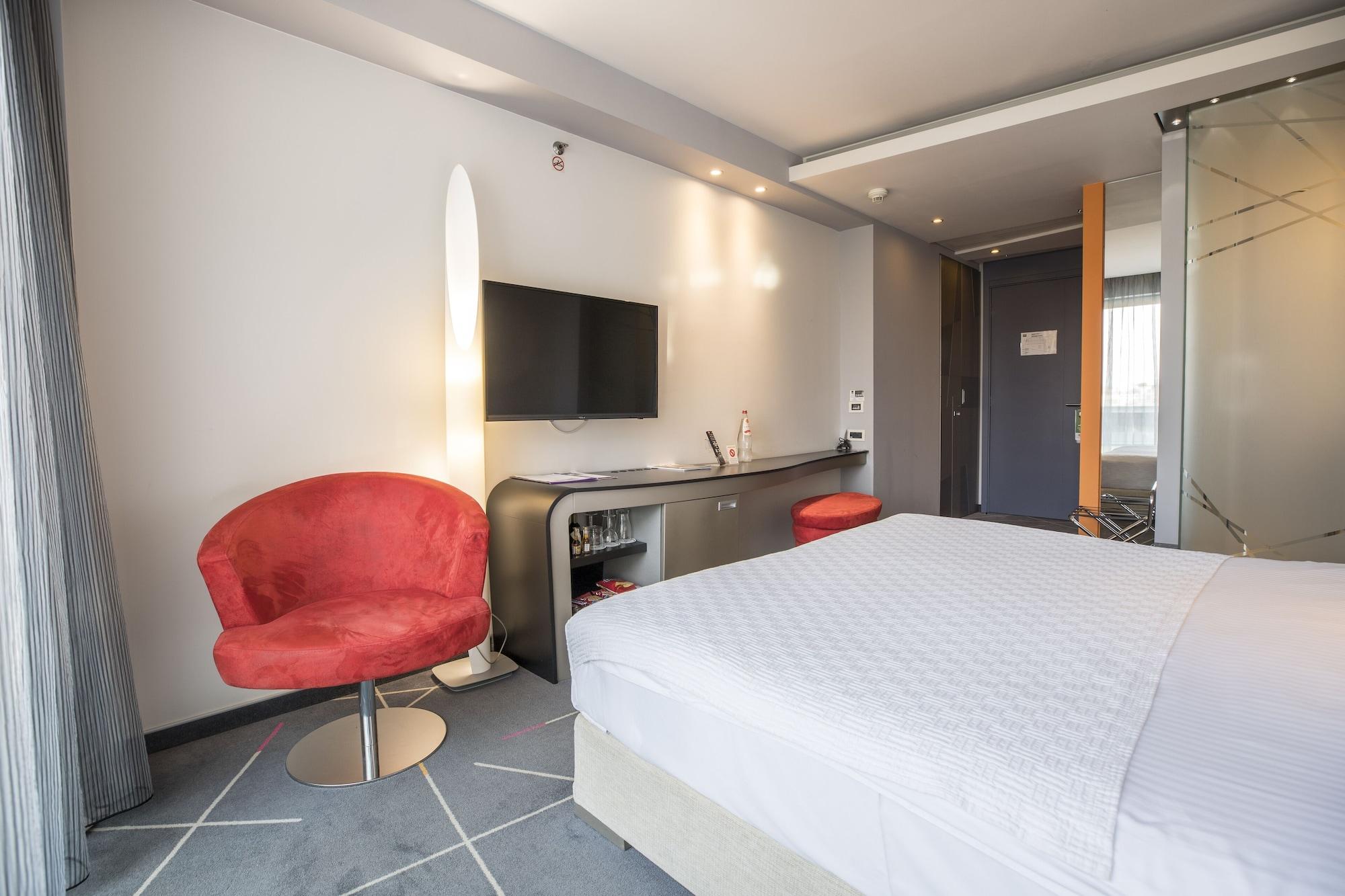 Nobel Zira Hotel Belgrade Extérieur photo