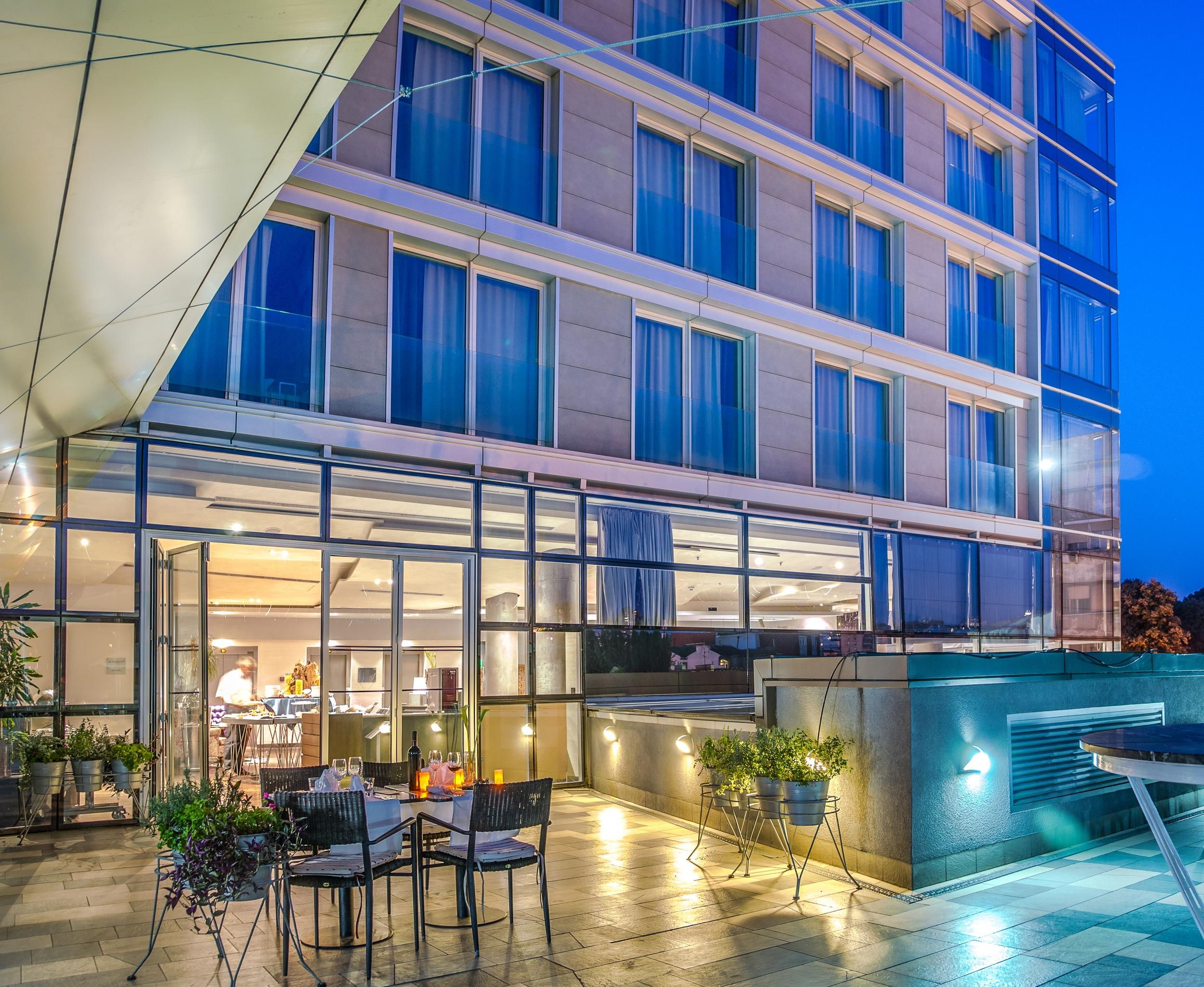 Nobel Zira Hotel Belgrade Extérieur photo